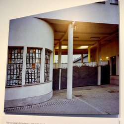 AUSCHWITZ BIRKENAU la memoria e la storia. Fotografie di Giulio Azzarello ©2016. AUSCHWITZ BIRKENAU la memoria e la storia. Fotografie di Giulio Azzarello ©2016.