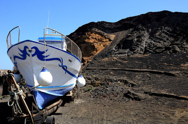 ISOLA DI LINOSA panoramiche e particolari. Fotografie di Giulio Azzarello &copy;2014.