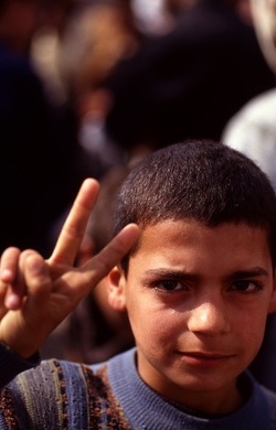 NEWROZ marzo 2001. Curdistan turco. Fotografie di Giulio Azzarello ©2001 2022. NEWROZ marzo 2001. Curdistan turco. Fotografie di Giulio Azzarello ©2001 2022.