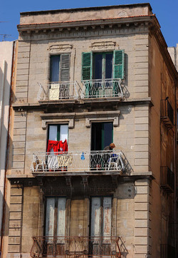 TRAPANI il centro storico il porto il mare la colombaia. Fotografie di Giulio Azzarello ©2014. TRAPANI il centro storico il porto il mare la colombaia. Fotografie di Giulio Azzarello ©2014.
