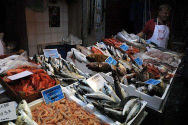 ASTA DEL PESCE ALLA VUCCIRIA di Palermo. Fotografie di Giulio Azzarello &copy;2014.