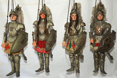 PUPI SICILIANI del 900 e dell 800. Collezione Cuticchio. Fotografie di Giulio Azzarello &copy;2014.