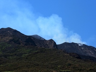 STROMBOLI fotografie di Giulio Azzarello ©2020. STROMBOLI fotografie di Giulio Azzarello ©2020.