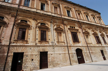 IL BAROCCO DI NOTO in Sicilia panoramiche e particolari. Fotografie di Giulio Azzarello &copy;2014.