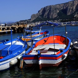 MONDELLO. Fotografie di Giulio Azzarello &copy;2022.
