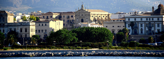 IL GOLFO E IL PORTO DI PALERMO. Fotografie di Giulio Azzarello &copy;2015 2016.