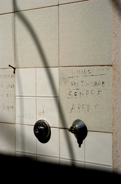 FOTOGRAFIE SPECIALI bianco e nero colore astratto concettuale grafico. Fotografie di Giulio Azzarello &copy;2014.