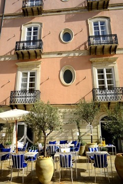 ORTIGIA CENTRO STORICO fotografie di Giulio Azzarello ©2019. ORTIGIA CENTRO STORICO fotografie di Giulio Azzarello ©2019.
