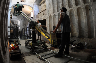 Le CATACOMBE di Palermo documentario film. Fotografie di scena e set di Giulio Azzarello &copy;2014.