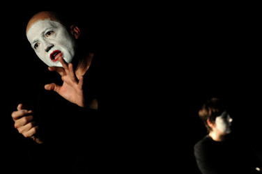 DARIO FERRARI E NINA LOMBARDINO attori italiani. Fotografie di Giulio Azzarello &copy;2014.