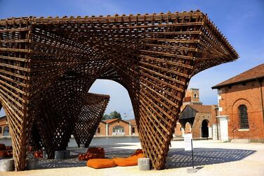 STRUTTURA di LEGNO BIENNALE di ARCHITETTURA di VENEZIA. Foto di G.Azzarello ©2018. STRUTTURA di LEGNO BIENNALE di ARCHITETTURA di VENEZIA. Foto di G.Azzarello ©2018.