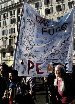 MANIFESTAZIONE per la PACE. Fotografie di Giulio Azzarello ©2014. MANIFESTAZIONE per la PACE. Fotografie di Giulio Azzarello ©2014.