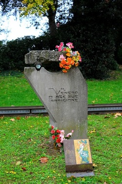 BIENNALE di VENEZIA 2017 la citt&agrave; particolari. Fotografie di Giulio Azzarello &copy;2018.