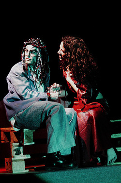 NOTREDAM de PARIS con giovani artisti. Fotografie di Giulio Azzarello ©2014. NOTREDAM de PARIS con giovani artisti. Fotografie di Giulio Azzarello ©2014.