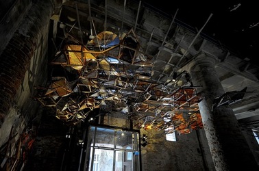 STRUTTURA TRIANGOLARE. Fotografie di Giulio Azzarello &copy;2018.