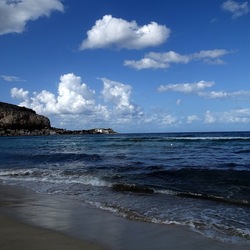 MONDELLO. Fotografe di Giulio Azzarello &copy;2023.