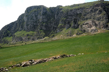 PORTELLA della Ginestra in Sicilia. Fotografie di Giulio Azzarello &copy;2014.