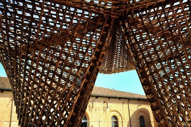 STRUTTURA di LEGNO BIENNALE di ARCHITETTURA di VENEZIA. Foto di G.Azzarello ©2018. STRUTTURA di LEGNO BIENNALE di ARCHITETTURA di VENEZIA. Foto di G.Azzarello ©2018.