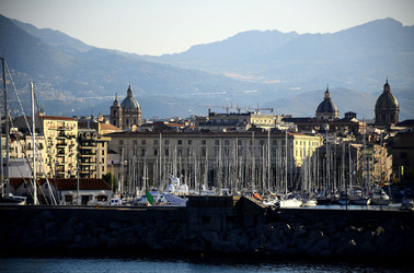 IL GOLFO E IL PORTO DI PALERMO. Fotografie di Giulio Azzarello &copy;2015 2016.