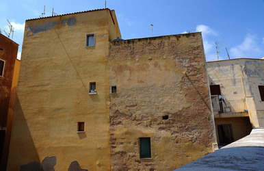 TRAPANI il centro storico il porto il mare la colombaia. Fotografie di Giulio Azzarello ©2014. TRAPANI il centro storico il porto il mare la colombaia. Fotografie di Giulio Azzarello ©2014.