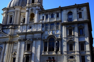 PIAZZA NAVONA Roma. Fotografie di Giulio Azzarello ©2020. PIAZZA NAVONA Roma. Fotografie di Giulio Azzarello ©2020.