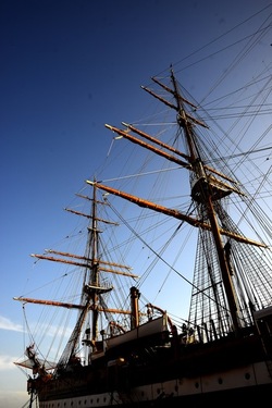AMERIGO VESPUCCI fotografie di Giulio Azzarello ©2020. AMERIGO VESPUCCI fotografie di Giulio Azzarello ©2020.