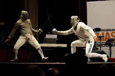 ESERCIZIO DI SCHERMA fotografie di Giulio Azzarello &copy;2014.