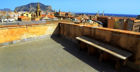 CENTRO STORICO di PALERMO. Fotografie di Giulio Azzarello &copy;2018.