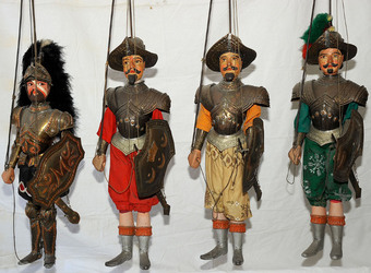 PUPI SICILIANI del 900 e dell 800. Collezione Cuticchio. Fotografie di Giulio Azzarello &copy;2014.