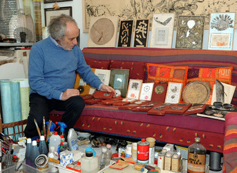 NICOLO D ALESSANDRO pittore e disegnatore siciliano nato a Tripoli. Fotografie di Giulio Azzarello &copy;2014.