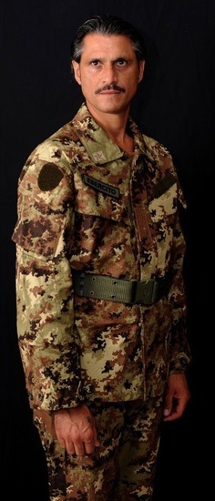 ROBERTO BONURA attore italiano siciliano. Fotografie di Giulio Azzarello ©2018. ROBERTO BONURA attore italiano siciliano. Fotografie di Giulio Azzarello ©2018.