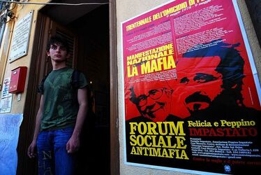 PEPPINO IMPASTATO e il suo mito. Fotografie di Giulio Azzarello ©2014.