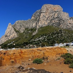 BARCARELLO. Fotografie di Giulio Azzarello ©2022. BARCARELLO. Fotografie di Giulio Azzarello ©2022.