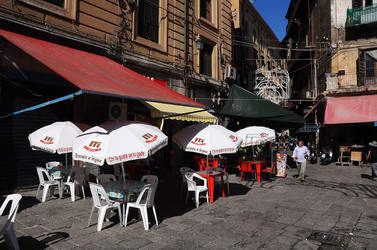LA VUCCIRIA DI PALERMO fotografie di Giulio Azzarello &copy;2014.