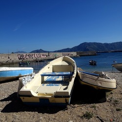 BARCHE. Fotografie di Giulio Azzarello &copy;2022.