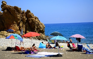 CASTEL di TUSA fotografie di Giulio Azzarello &copy;2019.