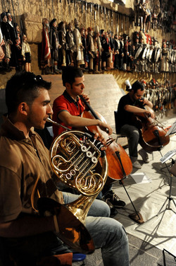 GIACOMO CUTICCHIO e il suo ensemble musicale. Fotografie di Giulio Azzarello &copy;2014.