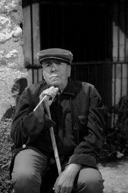 ANZIANI fotografie di Giulio Azzarello &copy;2014.