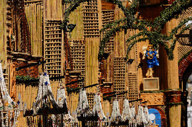 GLI ARCHI DI PASQUA a San Biagio Platani in Sicilia. Fotografie di Giulio Azzarello &copy;2014.