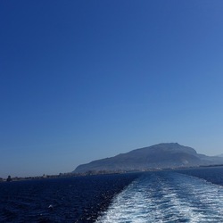 FAVIGNANA. Fotografie di Giulio Azzarello &copy;2022.