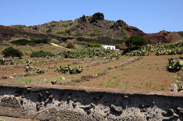 ISOLA DI LINOSA panoramiche e particolari. Fotografie di Giulio Azzarello &copy;2014.