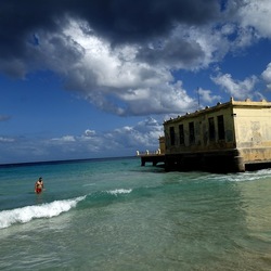 MONDELLO. Fotografe di Giulio Azzarello &copy;2023.