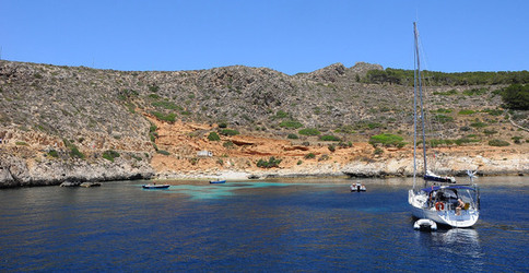 ISOLA DI LEVANZO in Sicilia. Fotografie di Giulio Azzarello &copy;2014.