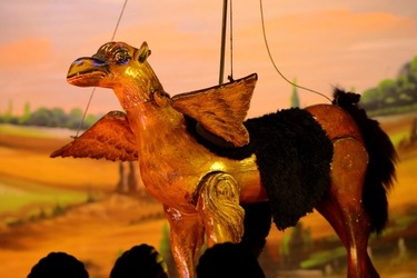 OPERA dei PUPI di Mimmo e Giacomo Cuticchio. Fotografia di Giulio Azzarello ©2020. OPERA dei PUPI di Mimmo e Giacomo Cuticchio. Fotografia di Giulio Azzarello ©2020.