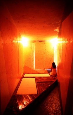 ATELIER SUL MARE fotografie di Giulio Azzarello ©2022. ATELIER SUL MARE fotografie di Giulio Azzarello ©2022.