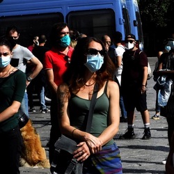 TEATRANTI che manifestano. Fotografie di Giulio Azzarello ©2020. TEATRANTI che manifestano. Fotografie di Giulio Azzarello ©2020.