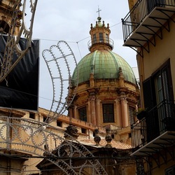 PALERMO. Fotografie di Giulio Azzarello &copy;2022.