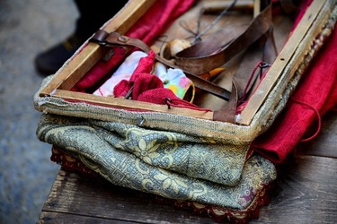 LA MACCHINA DEI SOGNI di Mimmo Cuticchio. Fotografie di Giulio Azzarello ©2020. LA MACCHINA DEI SOGNI di Mimmo Cuticchio. Fotografie di Giulio Azzarello ©2020.