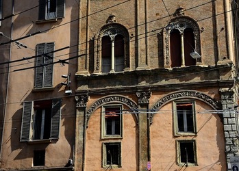 BOLOGNA centro storico. Fotografie di Giulio Azzarello &copy;2018.