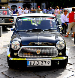 RADUNO di auto classiche MiniCooper. Fotografie di Giulio Azzarello &copy;2016.